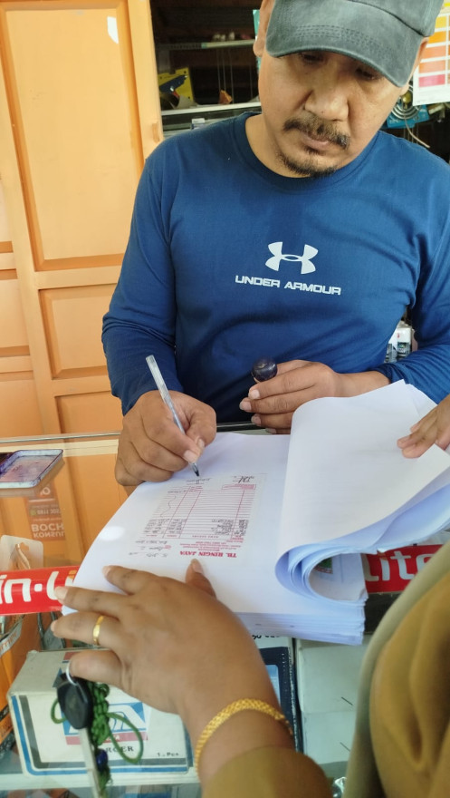 Album : Dokumentasi Penandatanganan Pembelian barang 